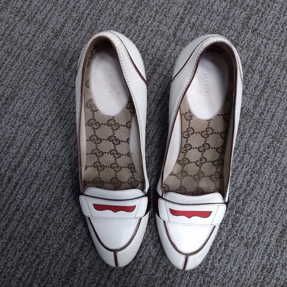 GUCCI WHITE LEATHER SHERRY LINE HEELS - Picture 5 of 9